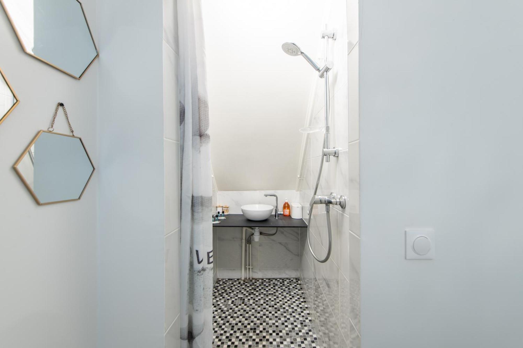 Spacious And Bright 2-Bedroom Large Apartment Very Close To Paris - Near Metro Boulogne-Billancourt Exterior foto